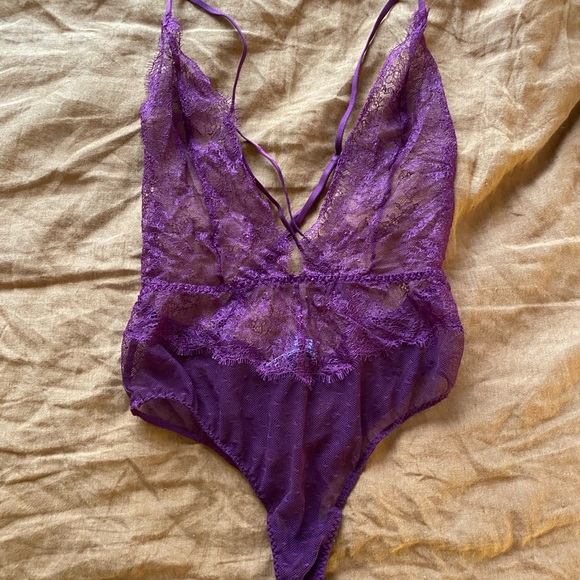 Lingerie Teddy Bundle! (Victoria’s Secret, LaSenza) Size small - Picture 4 of 10